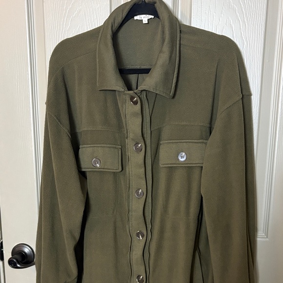 La Miel Olive Green Women's Fleece  Shacket NWOT Sz L - Picture 1 of 16